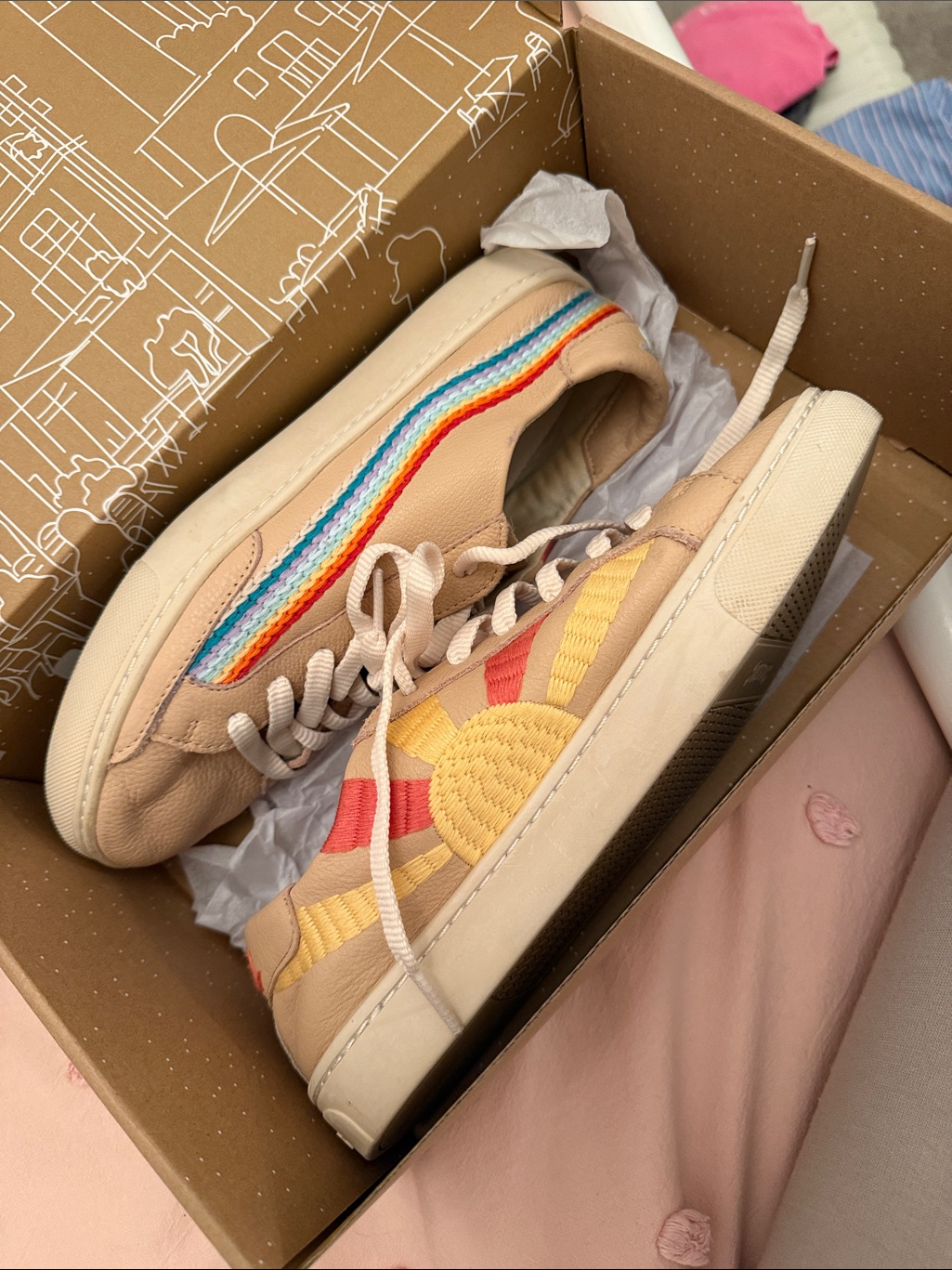 Soludos Rainbow Wave Sneakers- Soft Pink